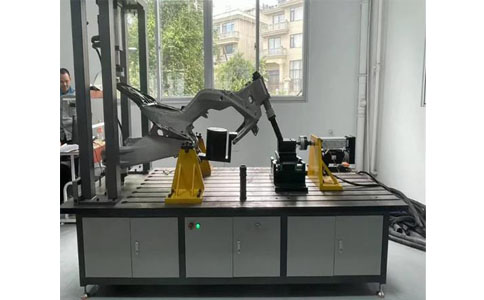 摩托車(chē)車(chē)架疲勞試驗機
